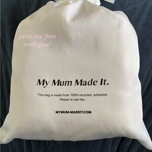 CREAM MY MUM MADE IT PUFFER BAG